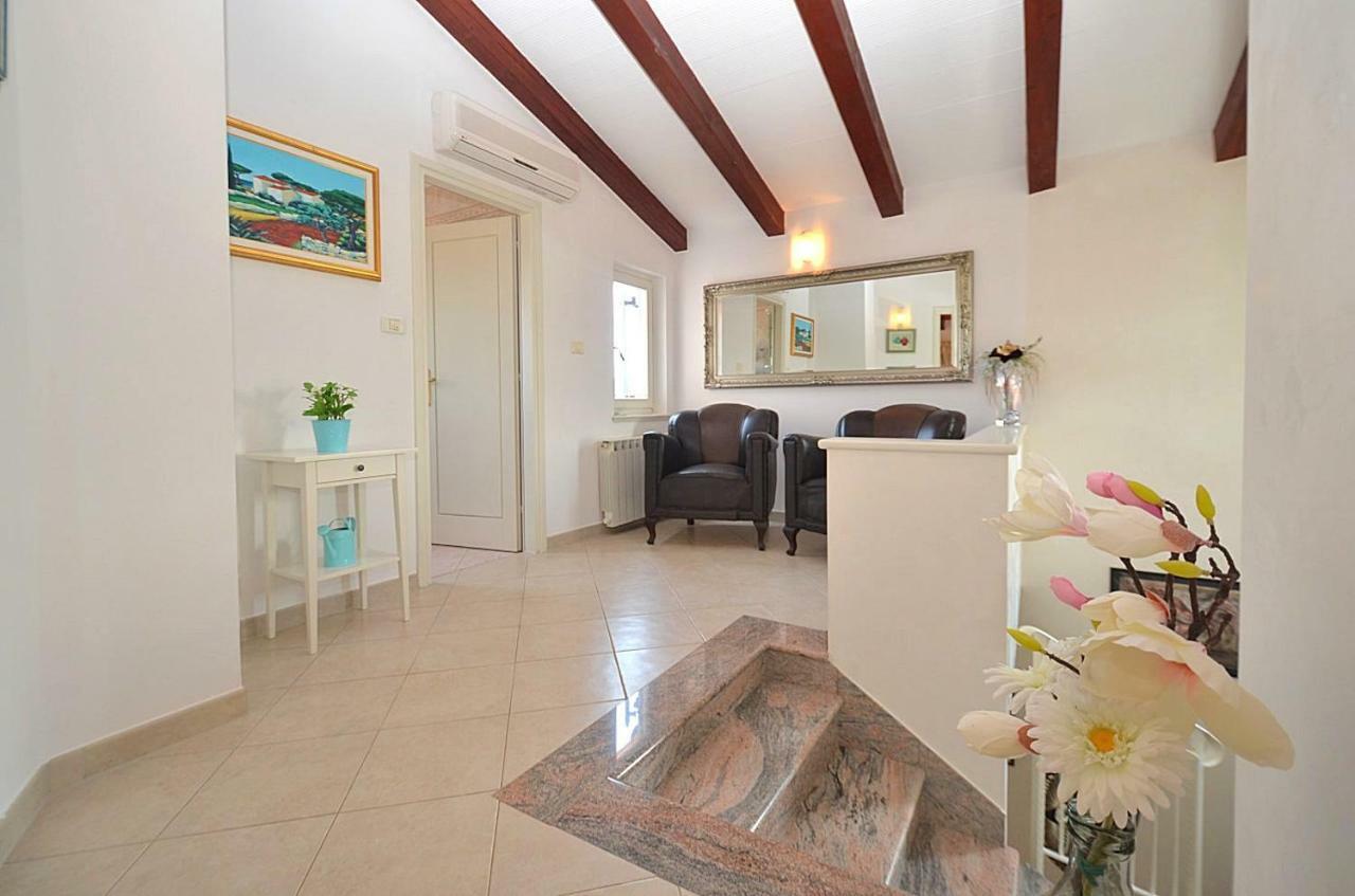 Holiday Home Sverko Novigrad  Ngoại thất bức ảnh